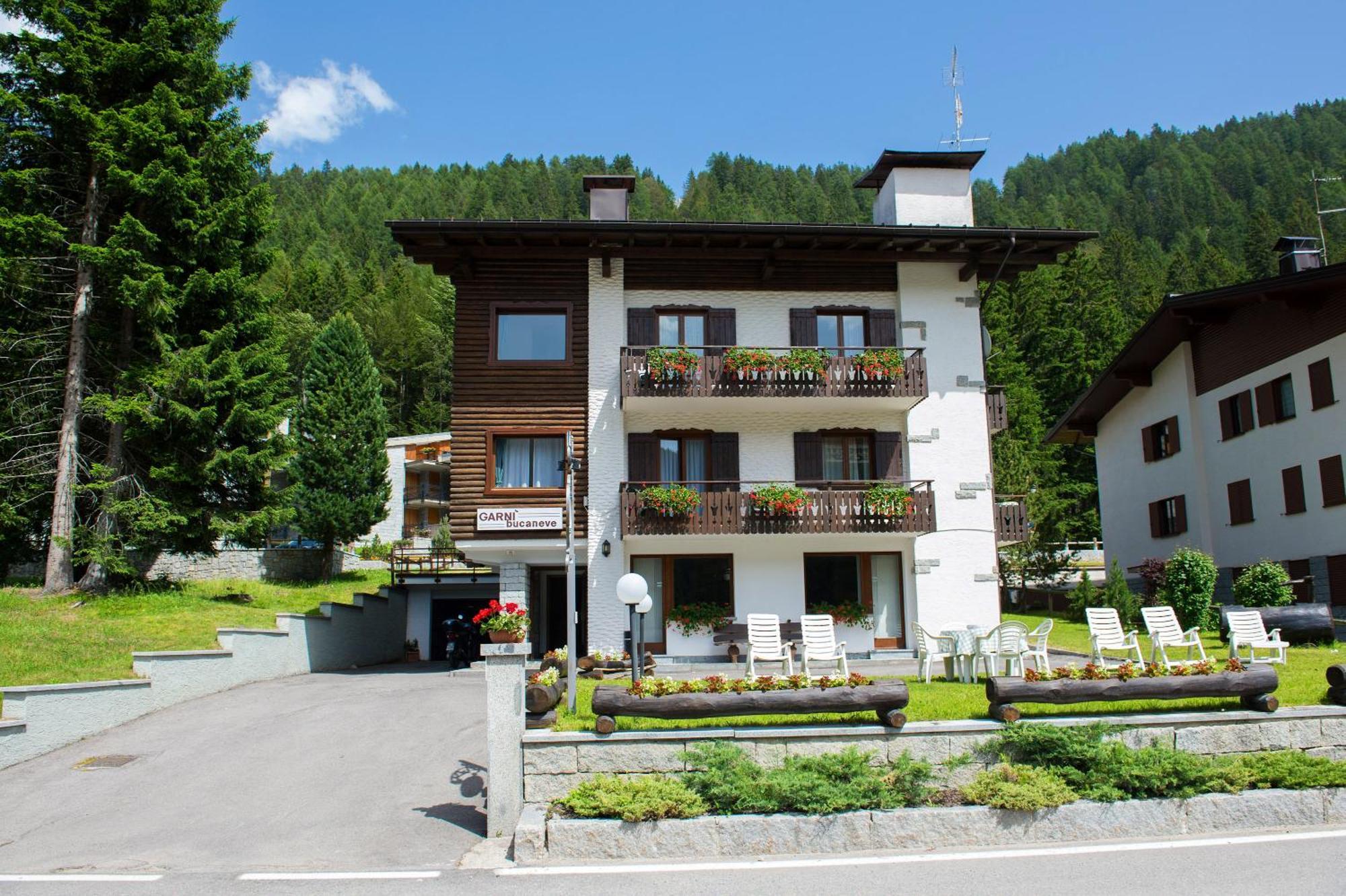 BUCANEVE B&B Hotel Madonna Exterior foto